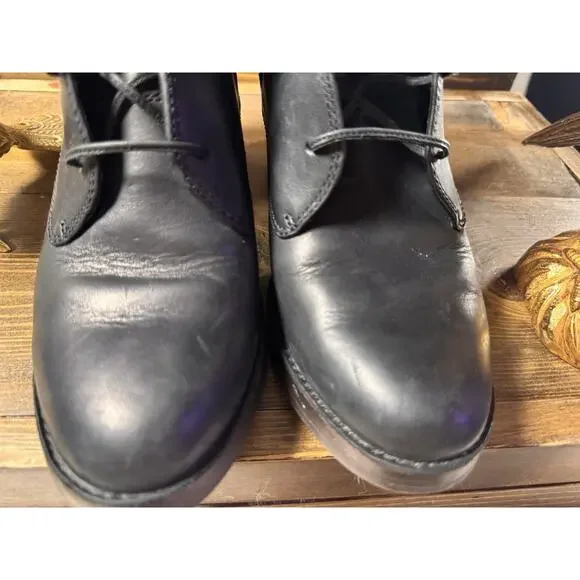 UGG Oriana Black Leather Boots - Picture 11 of 16